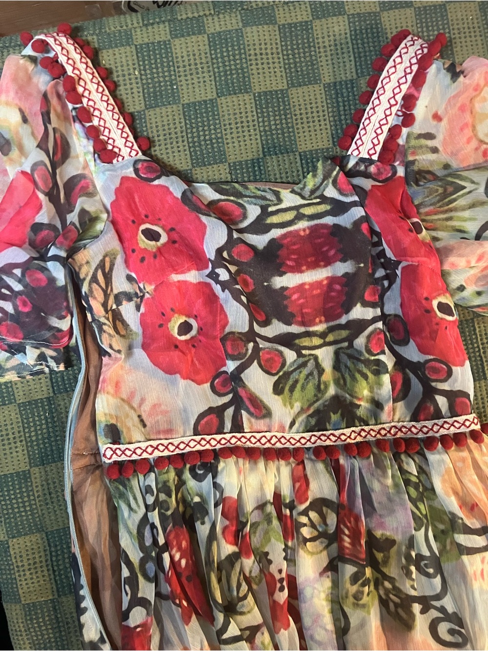 Mr Water Sz. Small Poppy print maxi dress